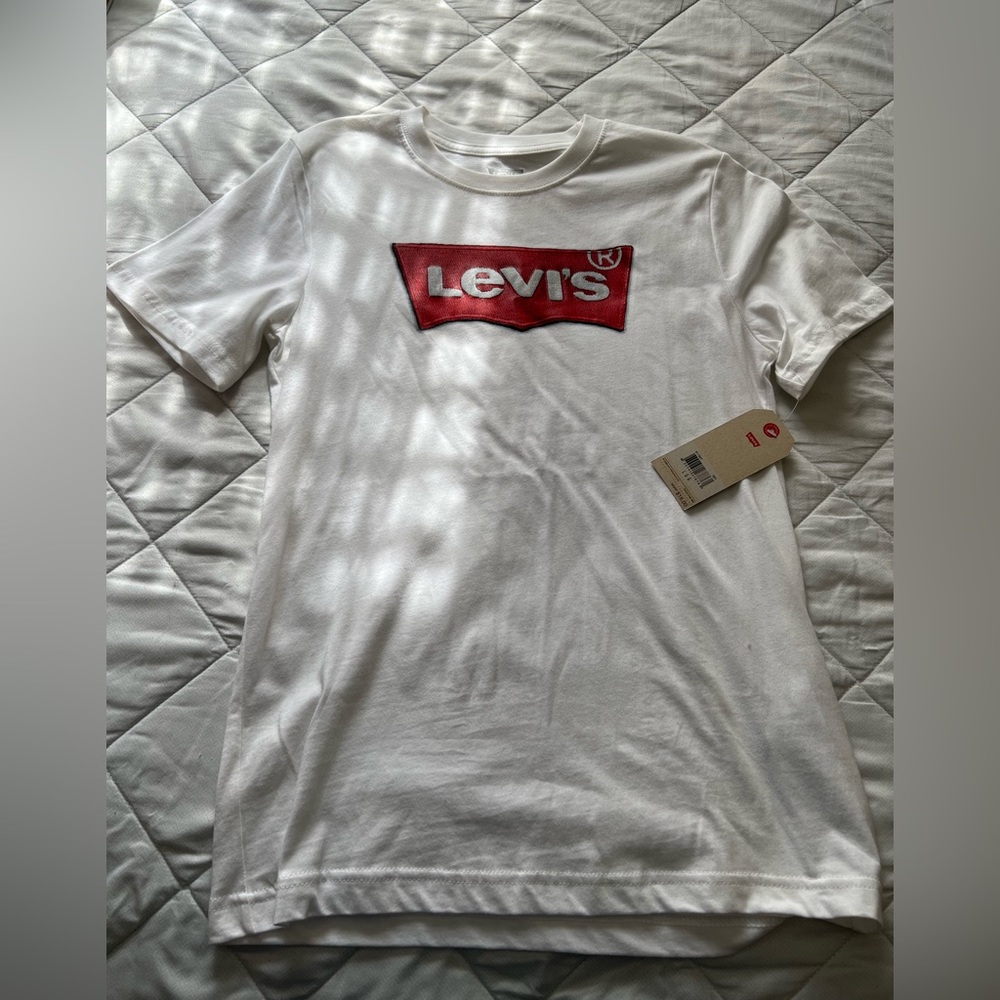 Levi’s shirt